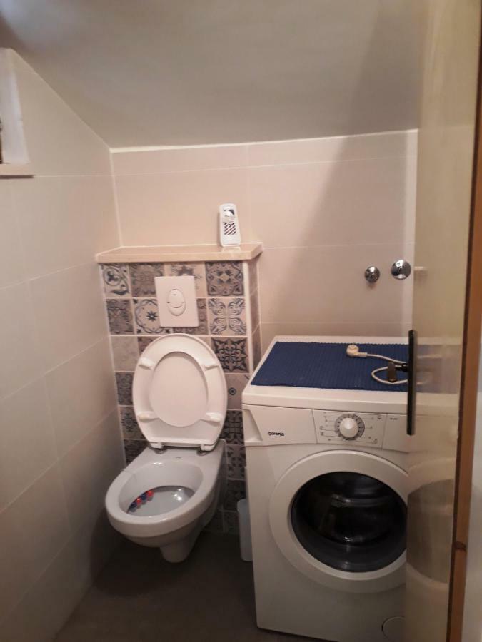 Large And Charming Near With Big & Sunny Terrace Appartement Sumartin