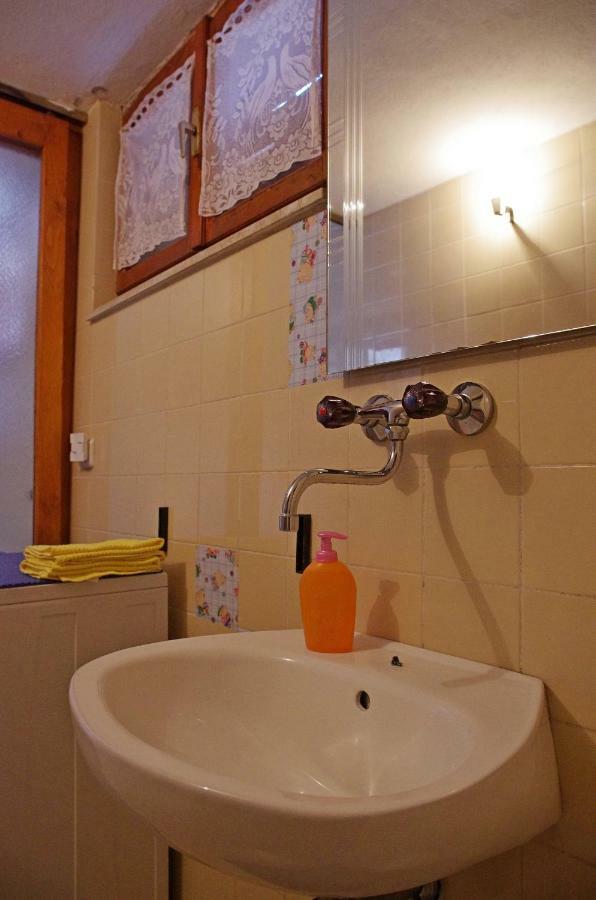 Large And Charming Near With Big & Sunny Terrace Appartement *
